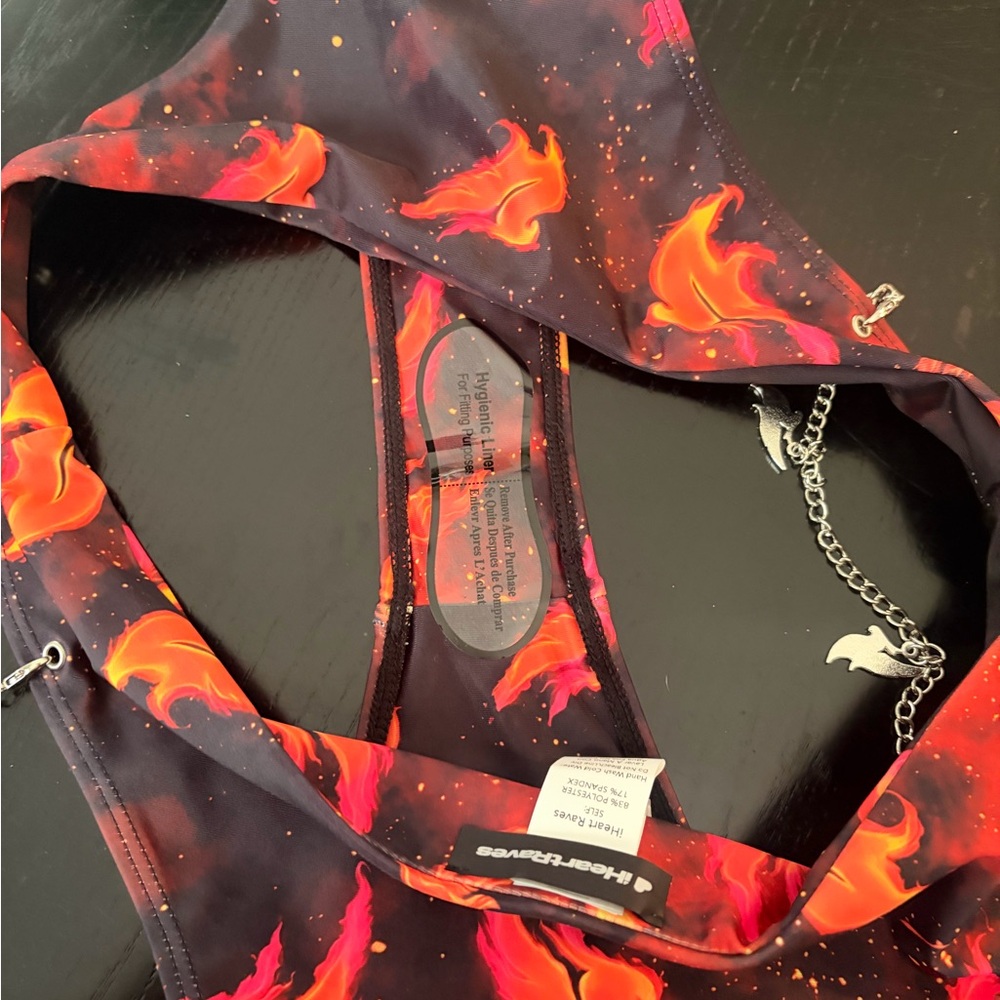 Illenium x iHeartRaves Flame Bottom - Picture 4 of 4